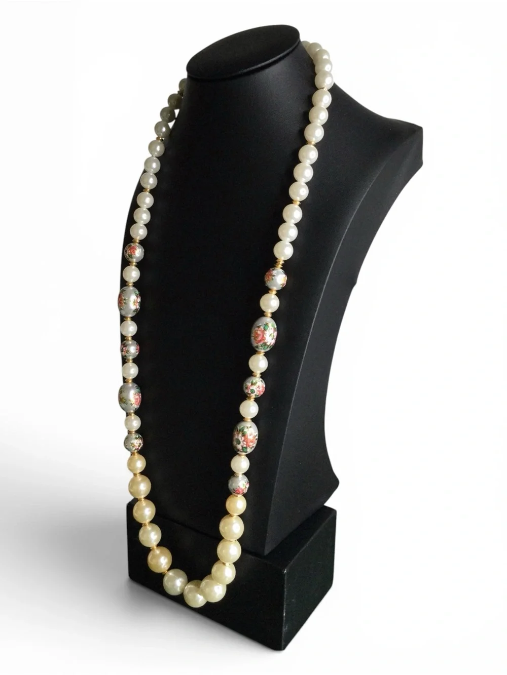 Vtg Graduated Faux‑Pearl Necklace w/ Gray Lacquered Tensha‑Style Floral Beads - Picture 6 of 15